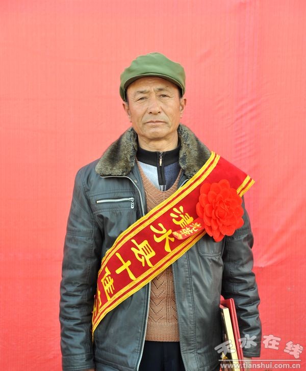 李?lèi)?ài)林.jpg