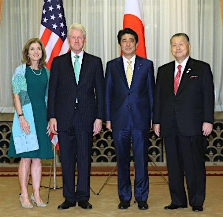 安倍與美國前總統(tǒng)克林頓共進(jìn)晚餐探討訪美事宜