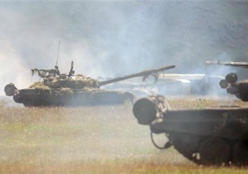 美媒:4萬俄軍集結(jié)到烏克蘭邊境 可能進攻